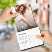 Elegante witte script bedankt foto afstuderen briefkaart