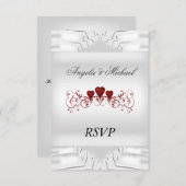 Elegante witte trouw-RSVP rode harten RSVP Kaartje (Voorkant / Achterkant)