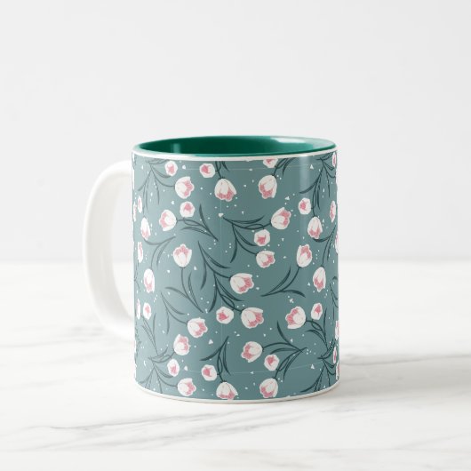 Elegante witte tulpen op pastel groen patroon tweekleurige koffiemok (Voorkant links)
