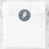 Elegante witte Uil op Holly Limb Ronde Sticker (Tas)