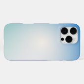 Elegante zachte blauwe en witte ombre iPhone hoesje (Achterkant horizontaal)