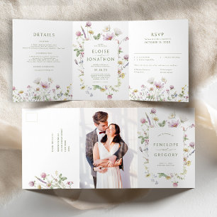 Elegante zachte pastel Wildflower Botanische bruil Drieluik Aankondiging