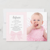 Elegante zachte pastelroze strik eerste verjaardag kaart (Voorkant)