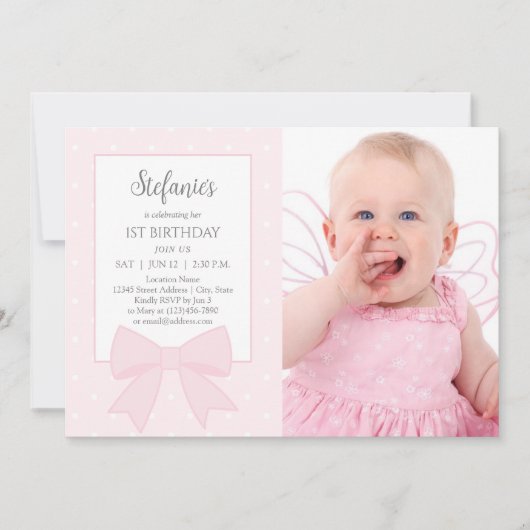 Elegante zachte pastelroze strik eerste verjaardag kaart (Voorkant)