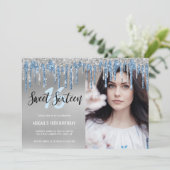 Elegante zilverblauwe glittersliertjes sweet sixte kaart (Staand voorkant)