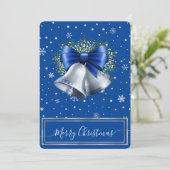 Elegante Zilveren Bel & Blauwe Lint Custom Kerstka Feestdagenkaart (Staand voorkant)