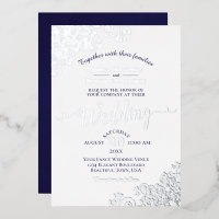 Elegante Zilveren Kant & Marineblauw op Witte Trou