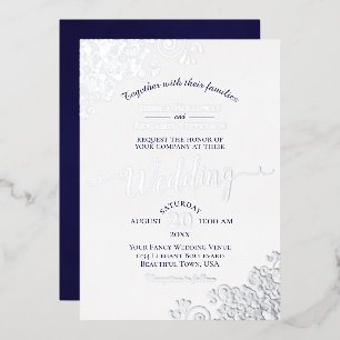 Elegante Zilveren Kant & Marineblauw op Witte Trou Folie Uitnodiging