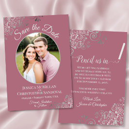 Elegante zilveren krullen op stoffige roze foto br save the date
