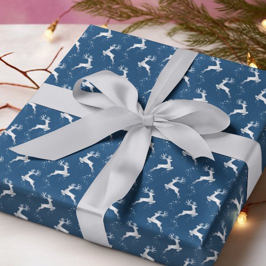 Elegante zilveren rendier blauwe kerstvakantie cadeaupapier
