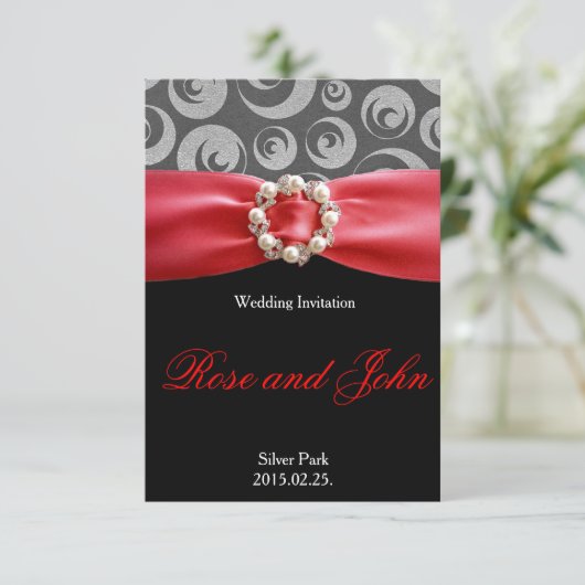 Elegante zilveren zwart rode satijnen lint huwelij kaart (Staand voorkant)