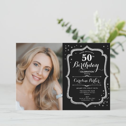 Elegante zilveren zwarte foto 50e verjaardag kaart (Staand voorkant)