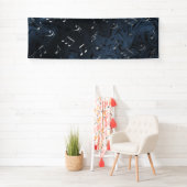 elegante zilvermuzieknoten in blauw spandoek (Insitu)