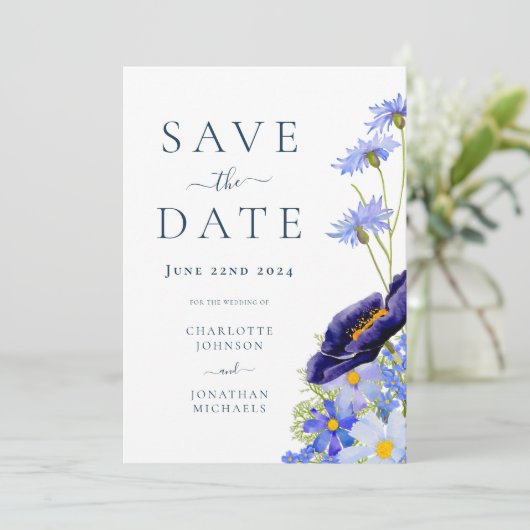 Elegante zomer bloemenblauw bruiloft save the date (Staand voorkant)