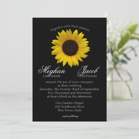 Elegante zonnebloem bruiloft zwart kaart (Staand voorkant)
