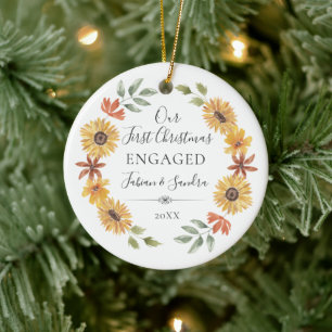 Elegante Zonnebloemen Onze eerste kerst verloofd Keramisch Ornament
