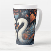 Elegante zwanen met sierlijke bloempatronen latte mok (Rechterhoek)