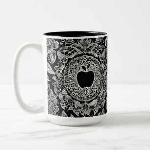 Elegante Zwart en Wit Apple Mandala Kant Tweekleurige Koffiemok