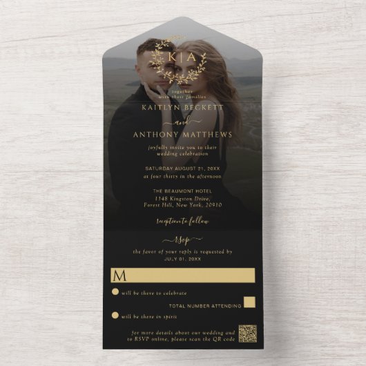 Elegante Zwart & Goud Monogram Krans Trouwfoto All In One Uitnodiging (Binnen)