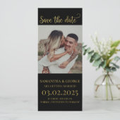 Elegante zwart-gouden kalligrafie Save the Date Kaart (Staand voorkant)