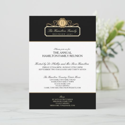 Elegante zwart gouden monogram familie reünie kaart (Staand voorkant)