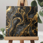 Elegante zwart-gouden wervelingen met marmeren acc tegeltje<br><div class="desc">Deze prachtige tegel heeft een weelderig ontwerp dat sophisticatie naadloos combineert met artistieke flair. De achtergrond is een rijk, diep zwart, versierd met ingewikkelde wervelingen en bloeit in glanzend goud. De gouden accenten zijn minutieus gedetailleerd, waardoor een gevoel van beweging en elegantie ontstaat dat het oog vangt. Het gemarmerde effect...</div>