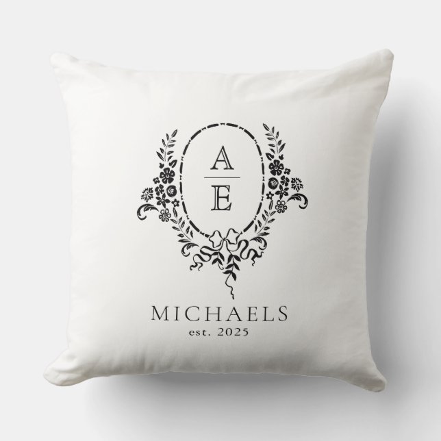 Elegante zwart-wit bloemige monogram bruiloft kussen (Voorkant)