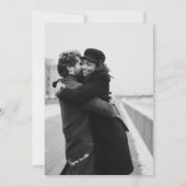 Elegante zwart-wit minimale foto bruiloft kaart (Achterkant)