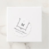 Elegante zwart-wit  Monogram Gift Labels (In situ)