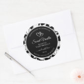 Elegante zwart-witte bloemenproductetiketten ronde sticker (Envelop)