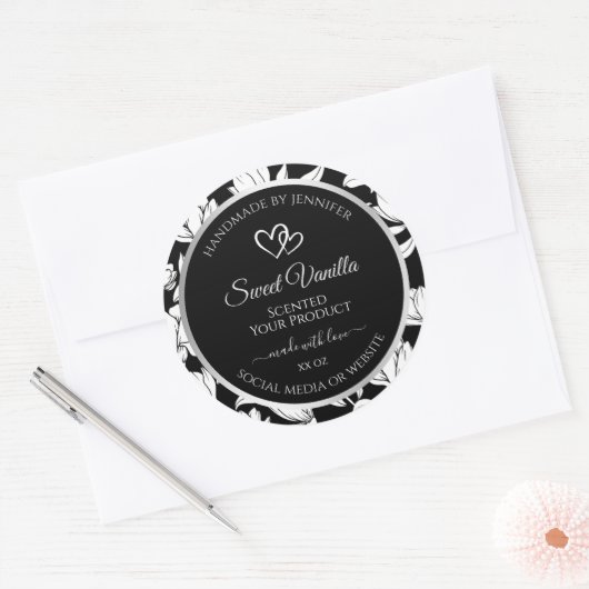 Elegante zwart-witte bloemenproductetiketten ronde sticker (Envelop)
