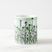 Elegante zwart witte doodle bloemengroene gingham koffiemok (Center)