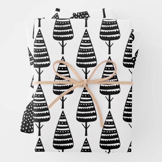 Elegante zwart witte kerstbomen inpakpapier vel (In situ)