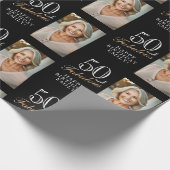 Elegante zwarte 50 en fantastische 50e verjaardag  cadeaupapier (Hoek)