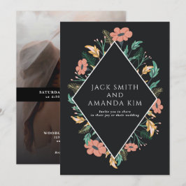 Elegante zwarte bloeiende bloemen bruiloft uitnodi kaart