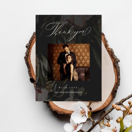 Elegante zwarte bloemen overlay foto bruiloft Beda Briefkaart