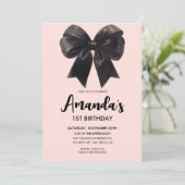 Elegante Zwarte boog Meisje verjaardag Uitnodiging (Staand voorkant)