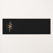 Elegante zwarte en gouden monogram yogamat (Achterkant (horizontaal))