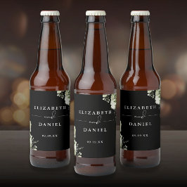 Elegante zwarte en witte bloemige groene trouwdag bier etiket