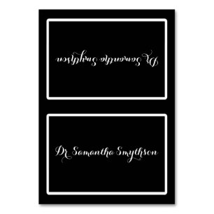Elegante Zwarte en Witte Script Tentvormige Zitpla Kaart