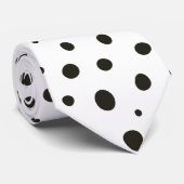 Elegante Zwarte En Witte Stippen Das (Opgerold)