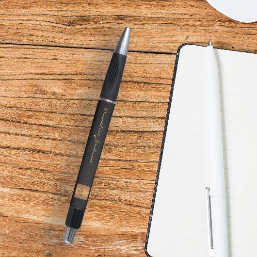 Elegante zwarte gouden naam script kantoor met mon pen