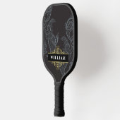 Elegante Zwarte Gouden Paisley Monogram Pickleball Paddle (Links)