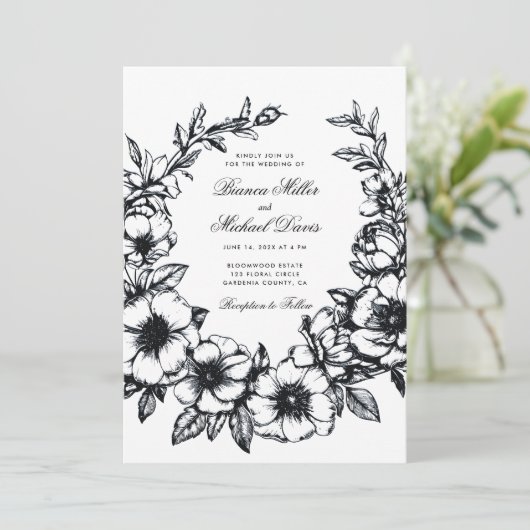 Elegante zwarte hand getrokken krans in bloei brui kaart (Staand voorkant)