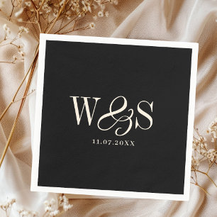 Elegante zwarte huwelijksparen met initiaal servet
