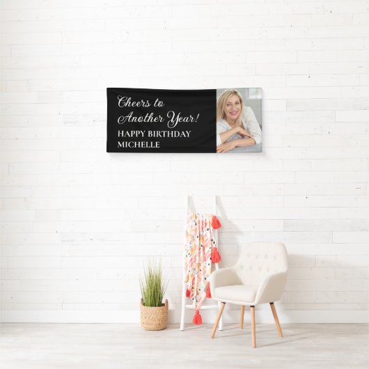 Elegante zwarte juichen nog een jaar verjaardag fo spandoek (Insitu)