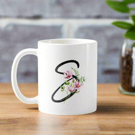 Elegante zwarte kalligrafie letter "S" Floral Koffiemok
