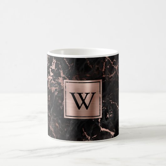 Elegante zwarte marmeren roze gouden monogram koffiemok (Center)