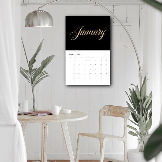 Elegante zwarte minimalist| gouden scriptletters kalender