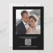 Elegante Zwarte Monogram Wapen QR Code Trouwfeest Kaart (Achterkant)